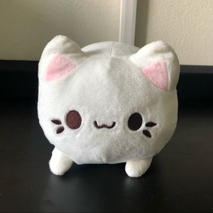 SOLD White Meowchi Cat Plushie